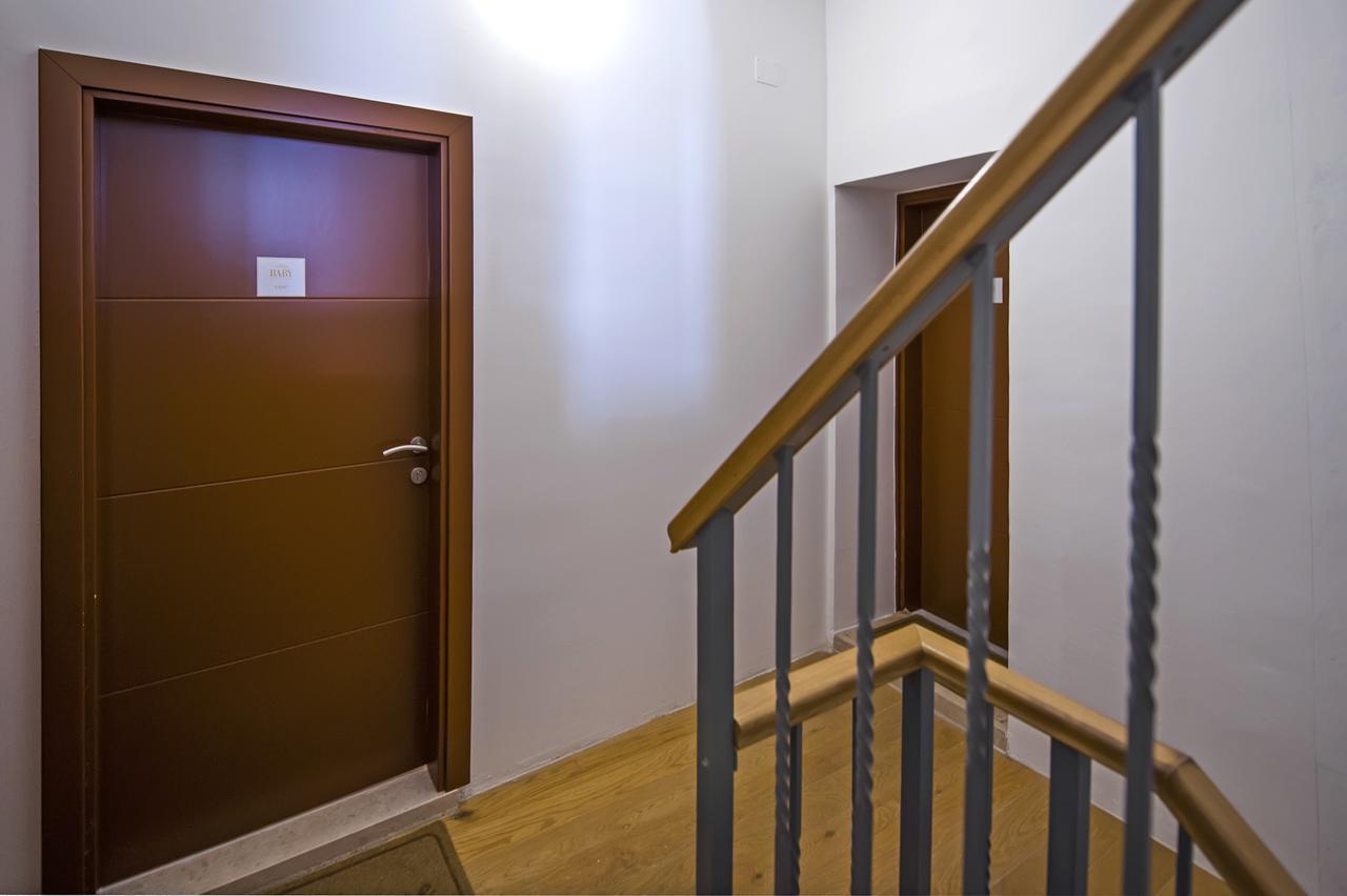 Garzoto Rooms And Studios Ровин Екстериор снимка